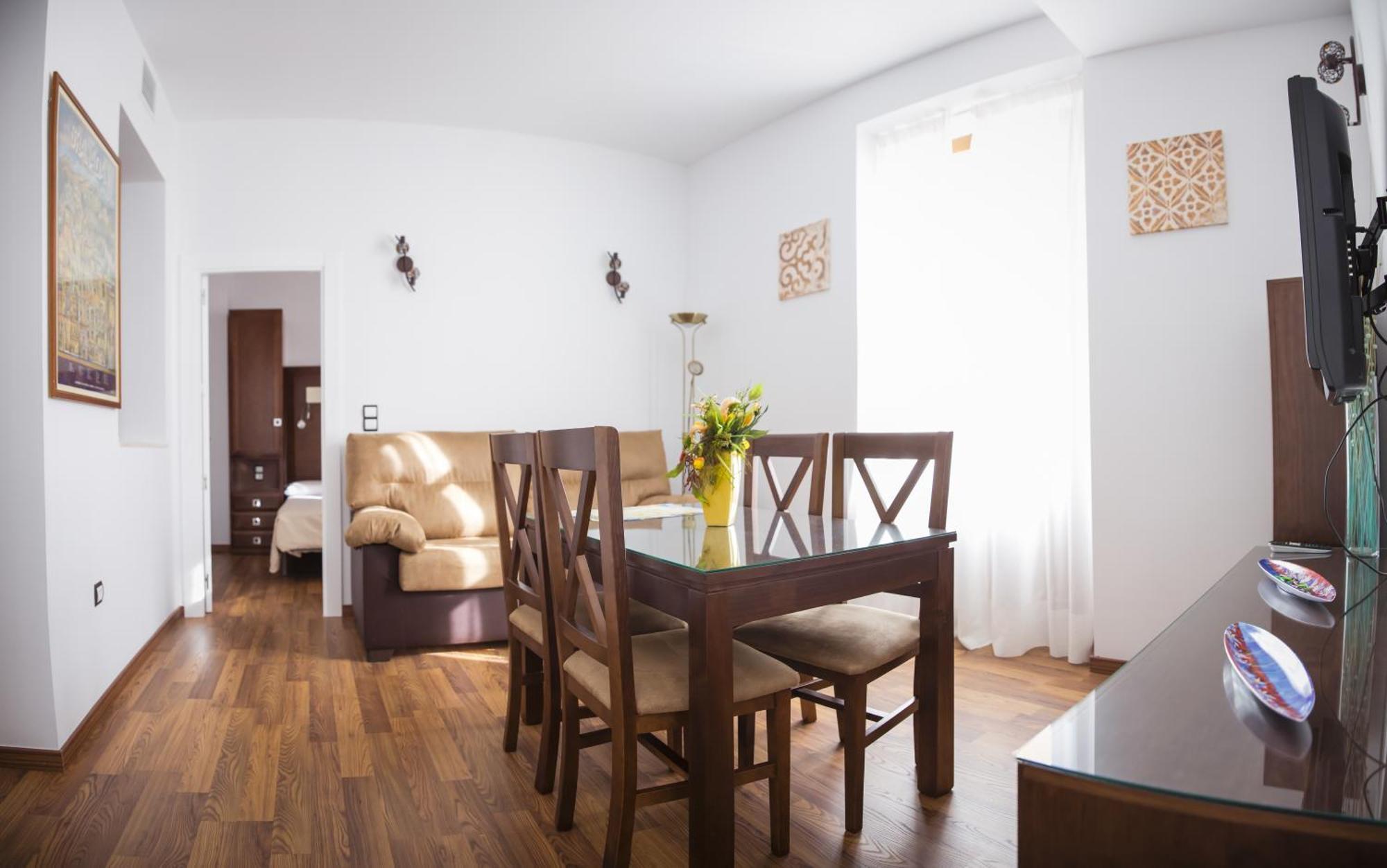 Apartamentos Casa de la Lonja Granada Ruang foto